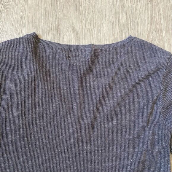 Joe's Jeans Long Sleeve Henley‎ Top Size S Brown Casual W/ Elbows Cutouts Y2K - Picture 10 of 11